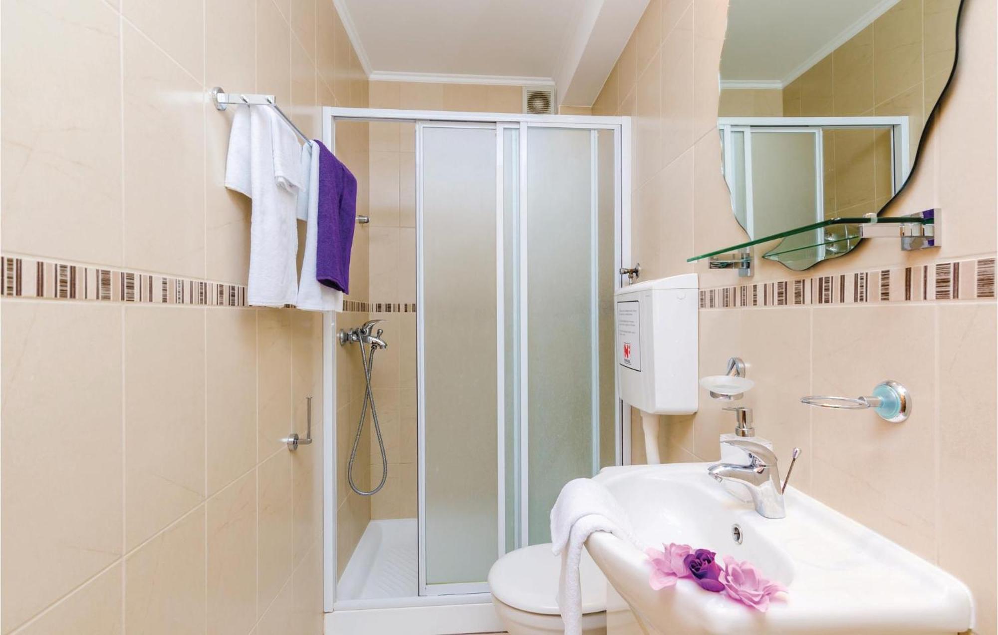 Cozy Home In Slano With Wifi Ngoại thất bức ảnh