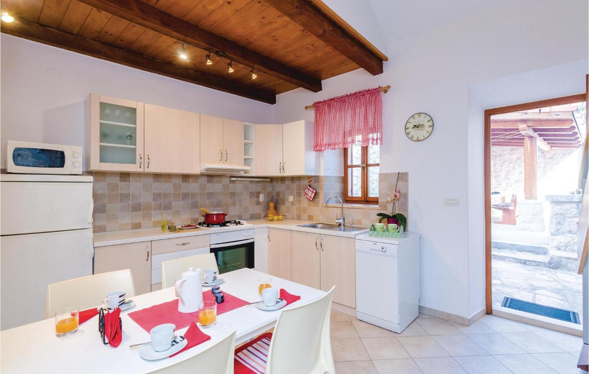 Cozy Home In Slano With Wifi Ngoại thất bức ảnh