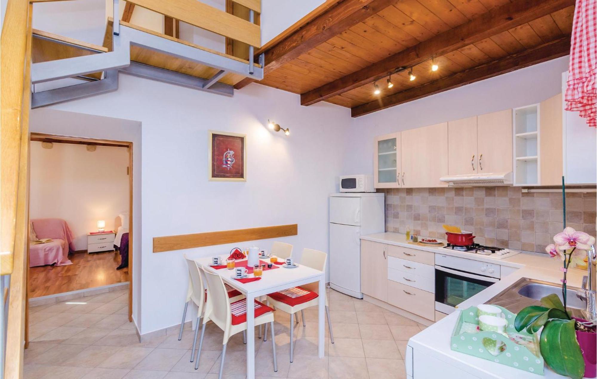Cozy Home In Slano With Wifi Ngoại thất bức ảnh